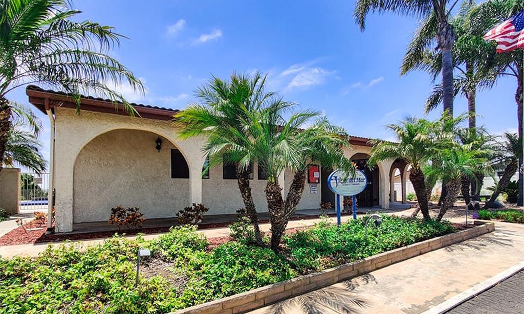 Vista Del Mar community photo 1