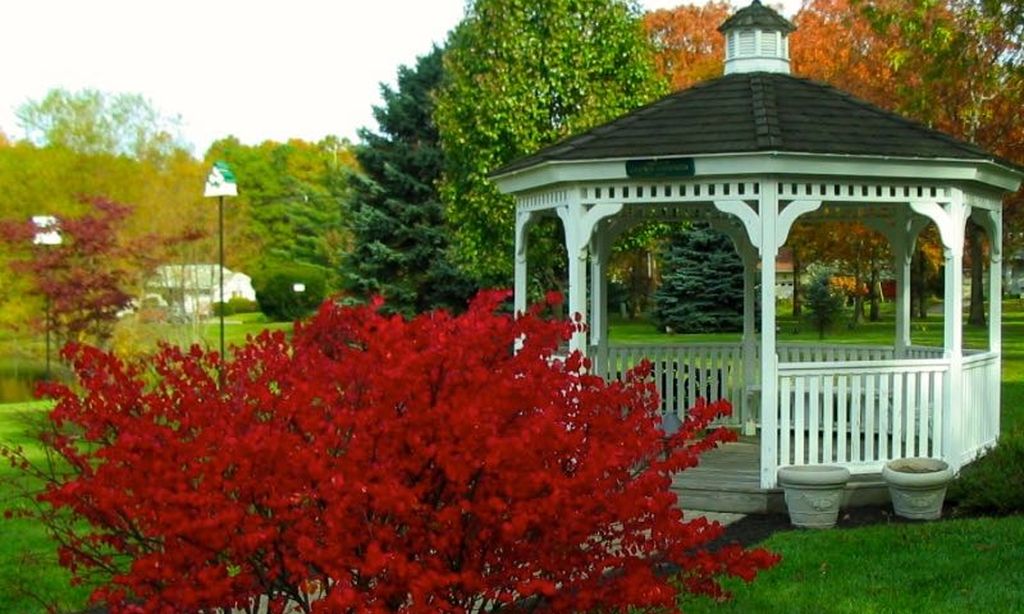 Cedar Glen Lakes community photo 1