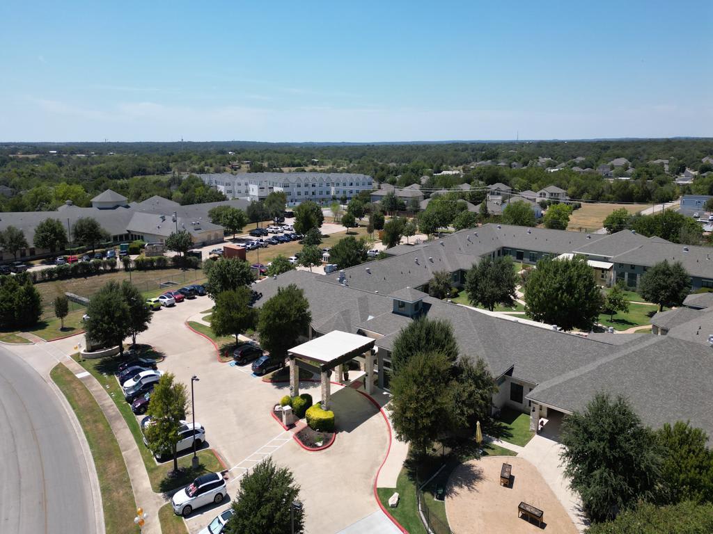 The Auberge at Onion Creek community photo 1