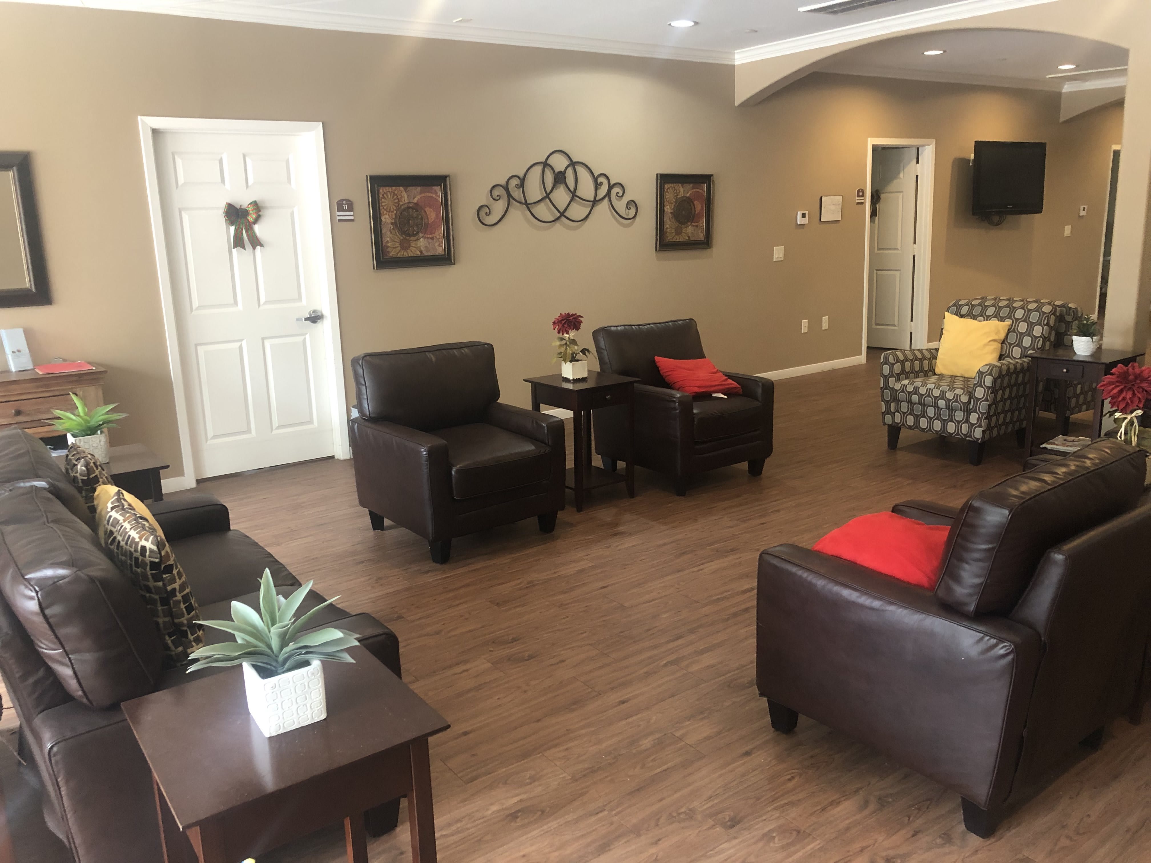 Bedford Residence Assisted Living community photo 1