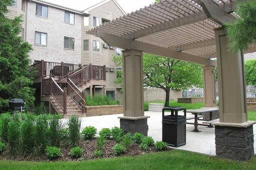 Sterling Ponds community photo 1