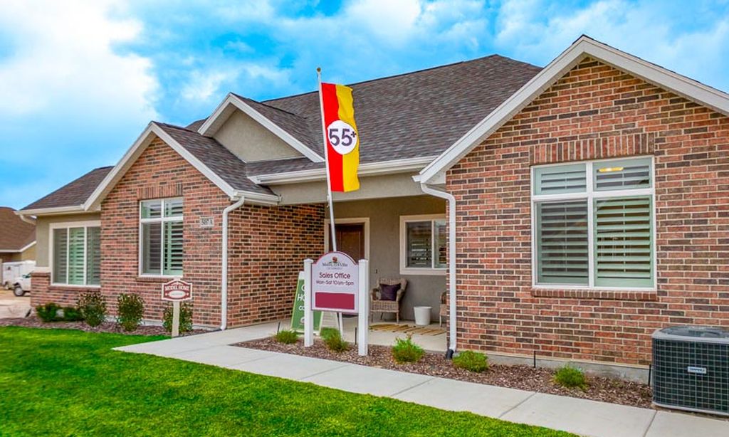 Midas Creek Villas community photo 1