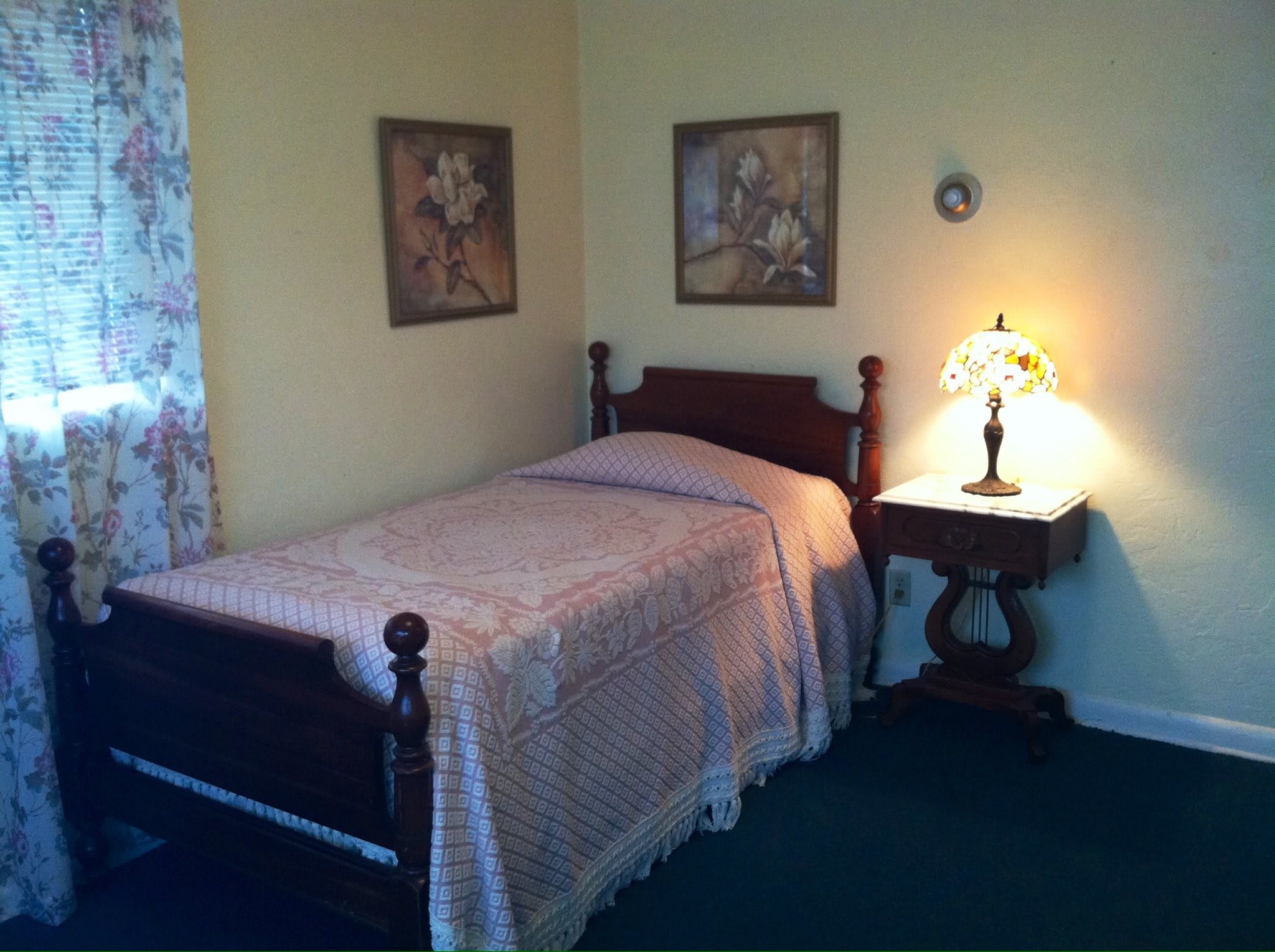 Chestnut House community photo 1