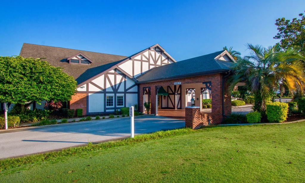 Highland Fairways community photo 1
