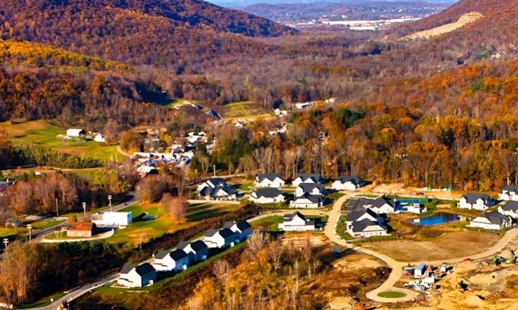 Glassbury Court at Cold Spring community photo 1