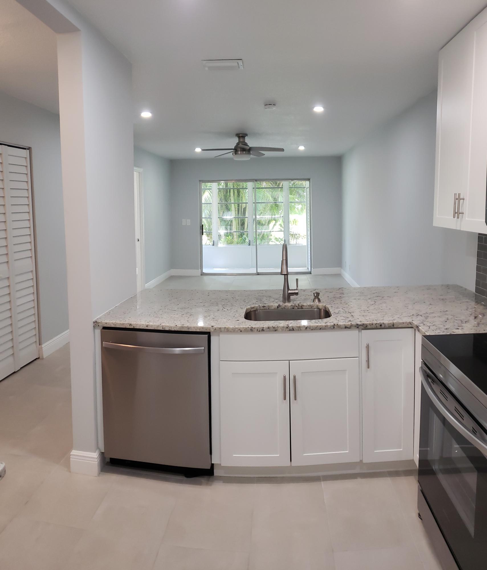 Golden Lakes Village community photo 1