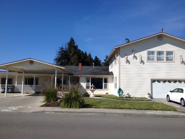 Cleo's Home community photo 1