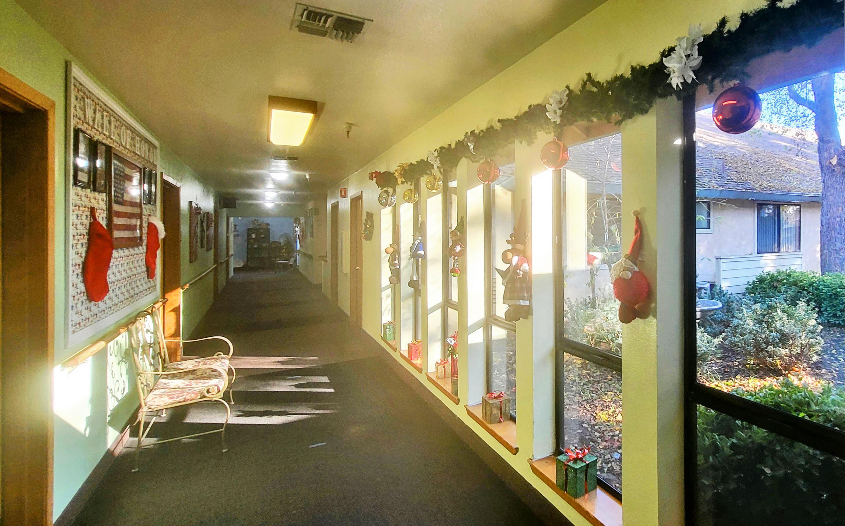 Woodland Gardens Senior Living community photo 1