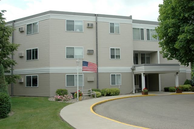 Garden Court Apartments community photo 1