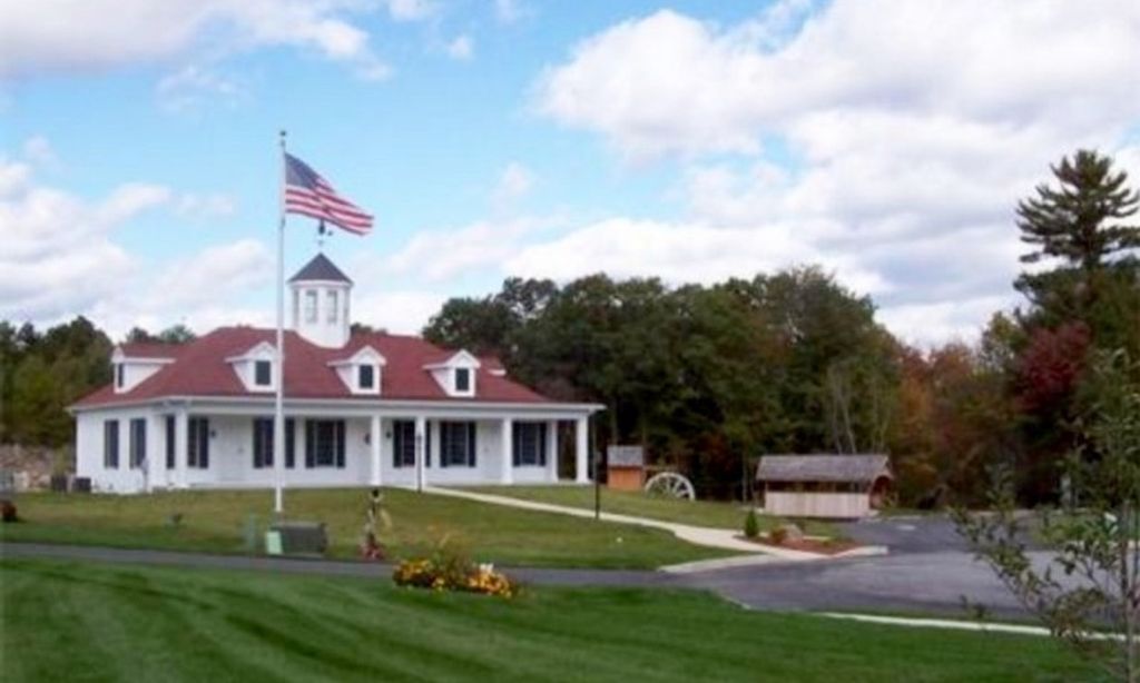New England Commons community photo 1