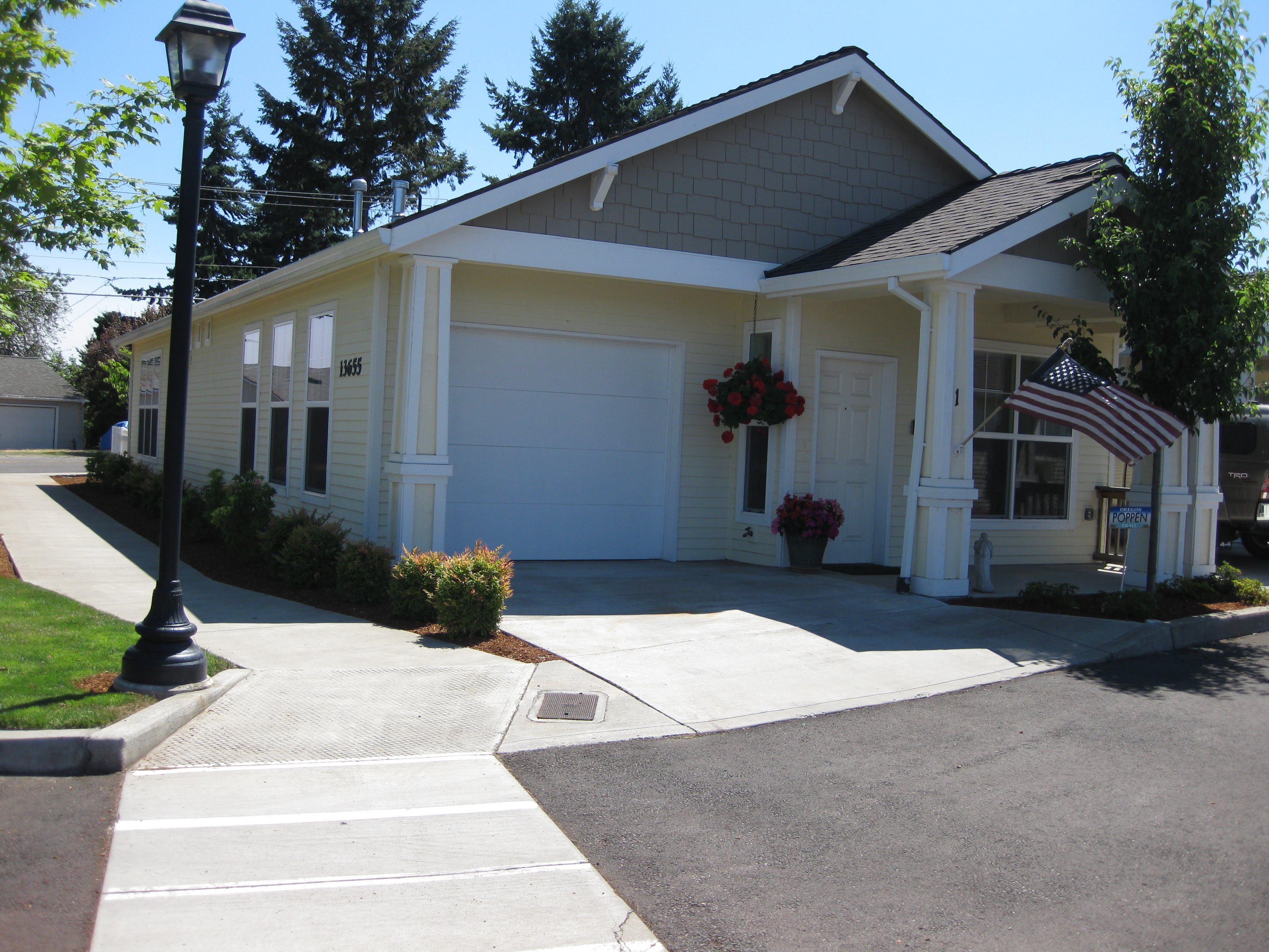 The Ridge at Oregon City community photo 1