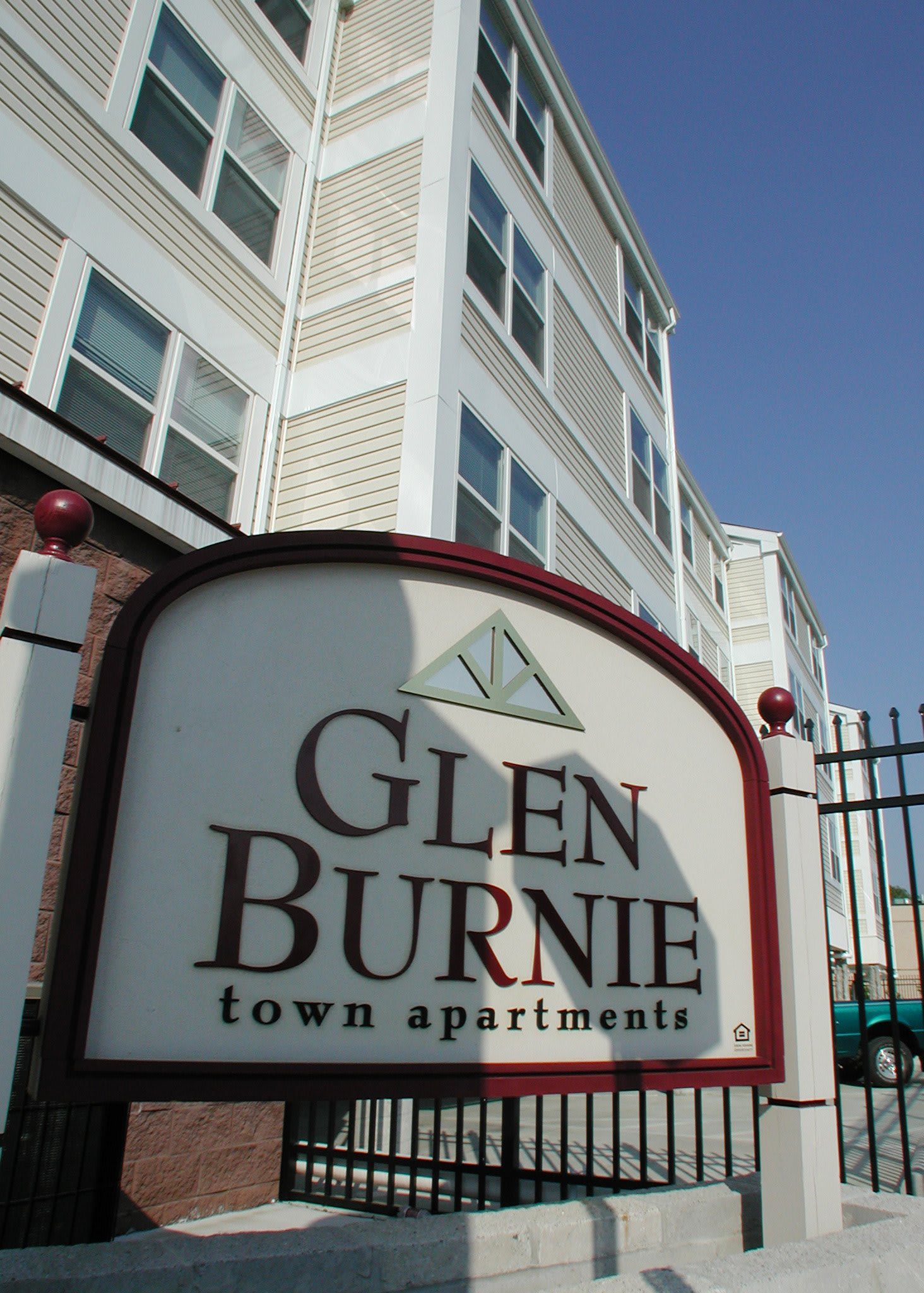 Glen Burnie Town Apartments community photo 1