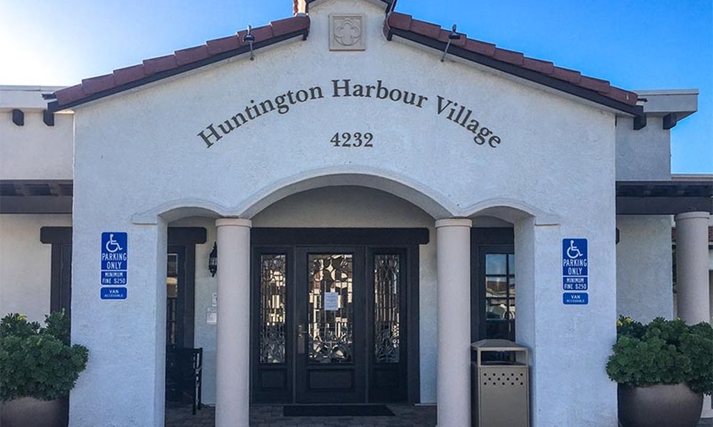 Huntington Harbour Village community photo 1