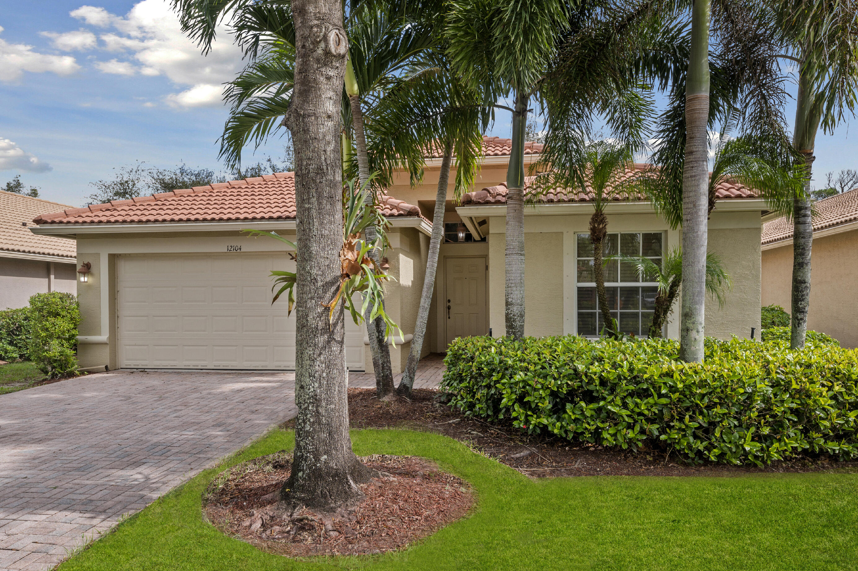 Tuscany Bay community photo 1