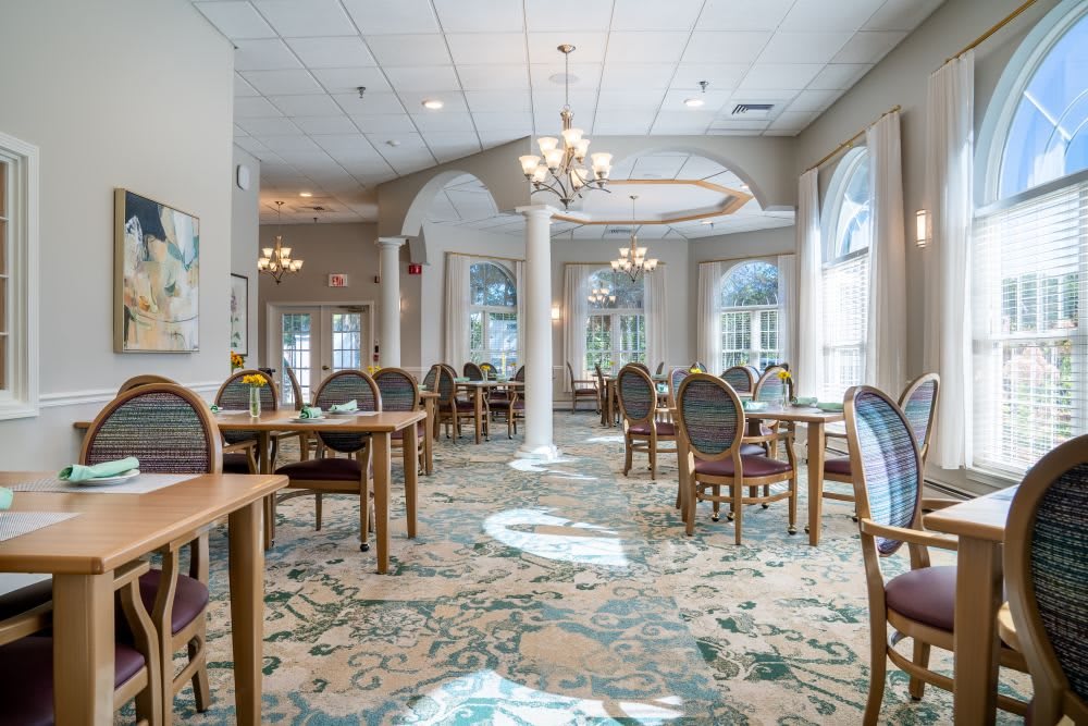 Benchmark Senior Living at Shrewsbury Crossings community photo 2