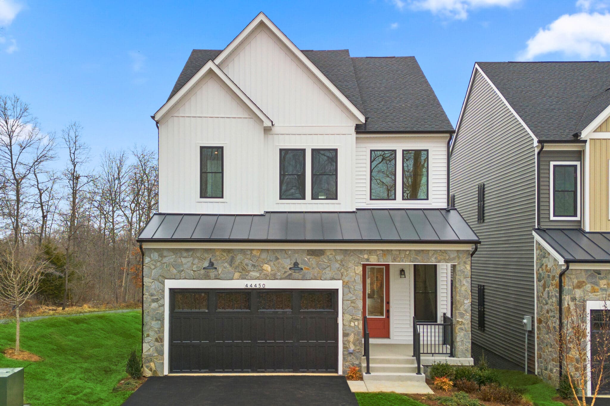 Lexington Square community photo 1