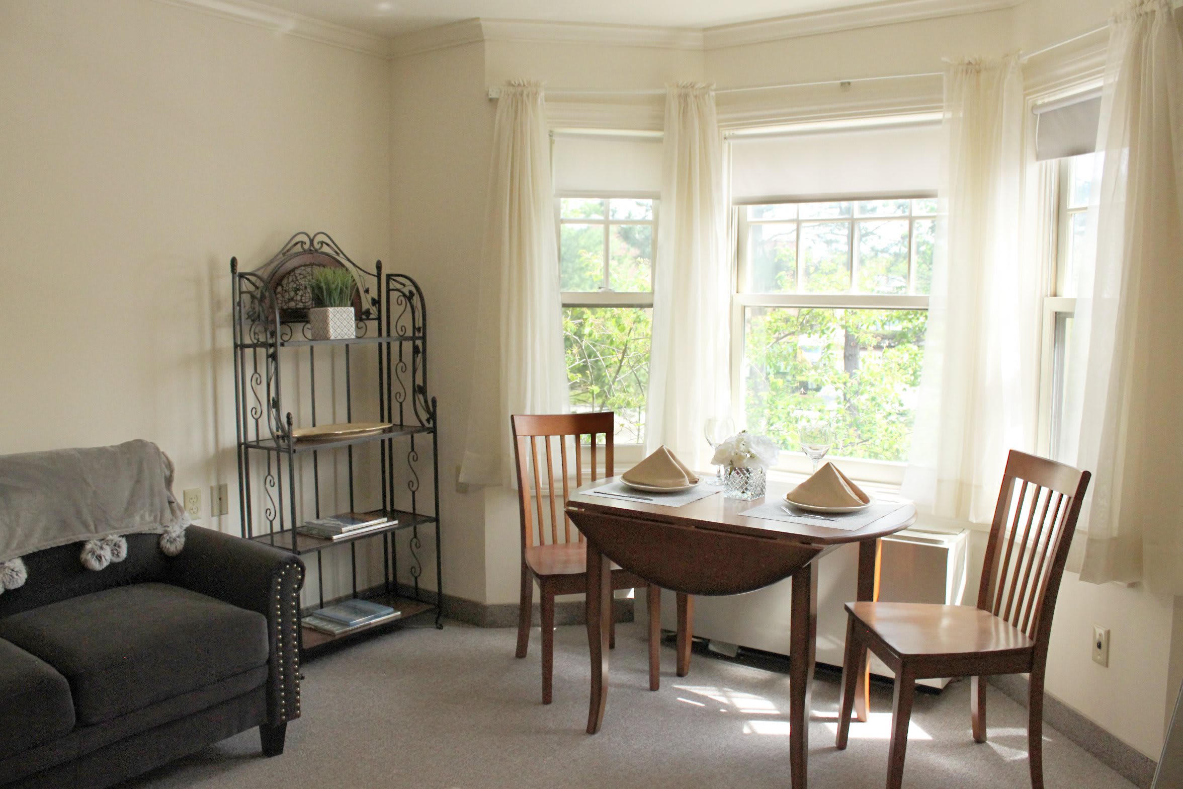 Blaire House of Tewksbury Assisted Living community photo 2