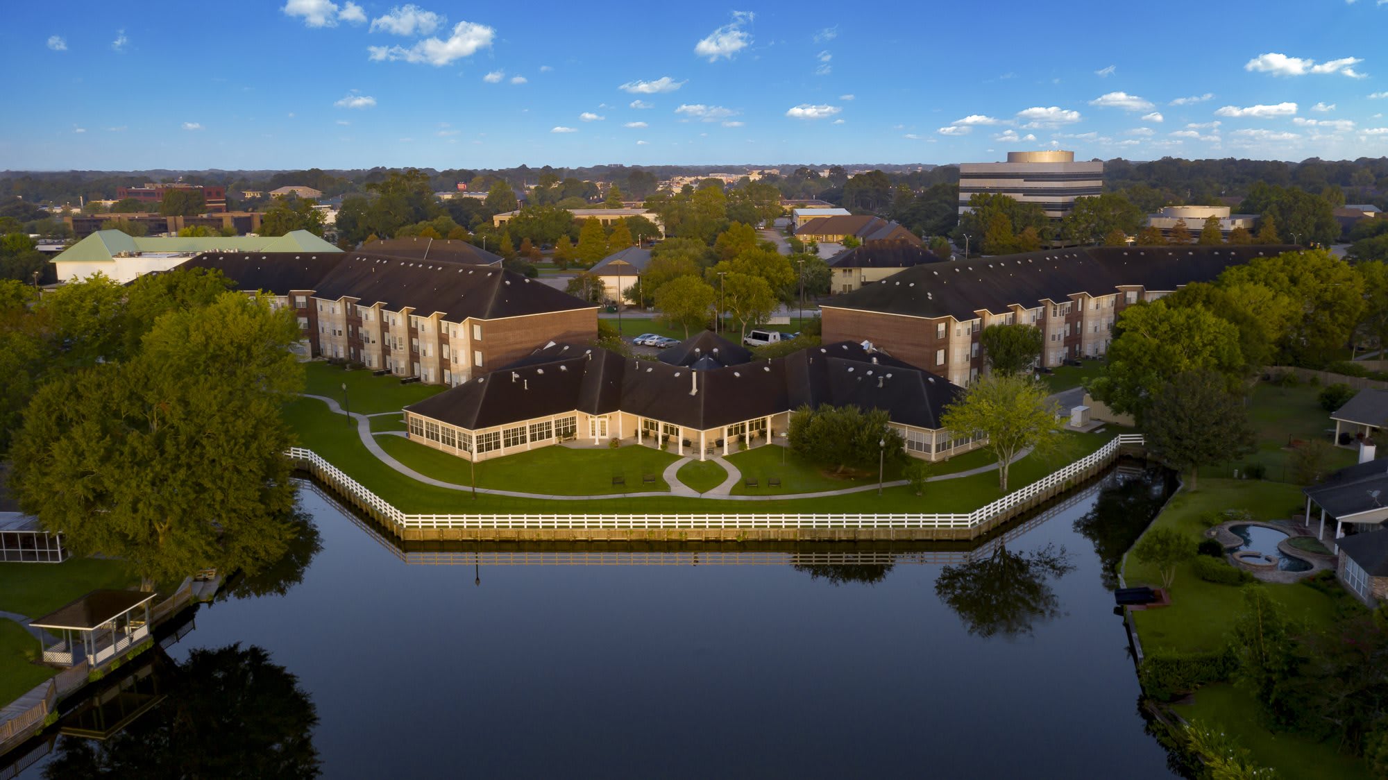 Lake Sherwood Village Retirement Community community photo 1