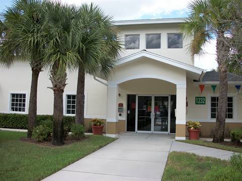 Heron Pond Apartments community photo 1