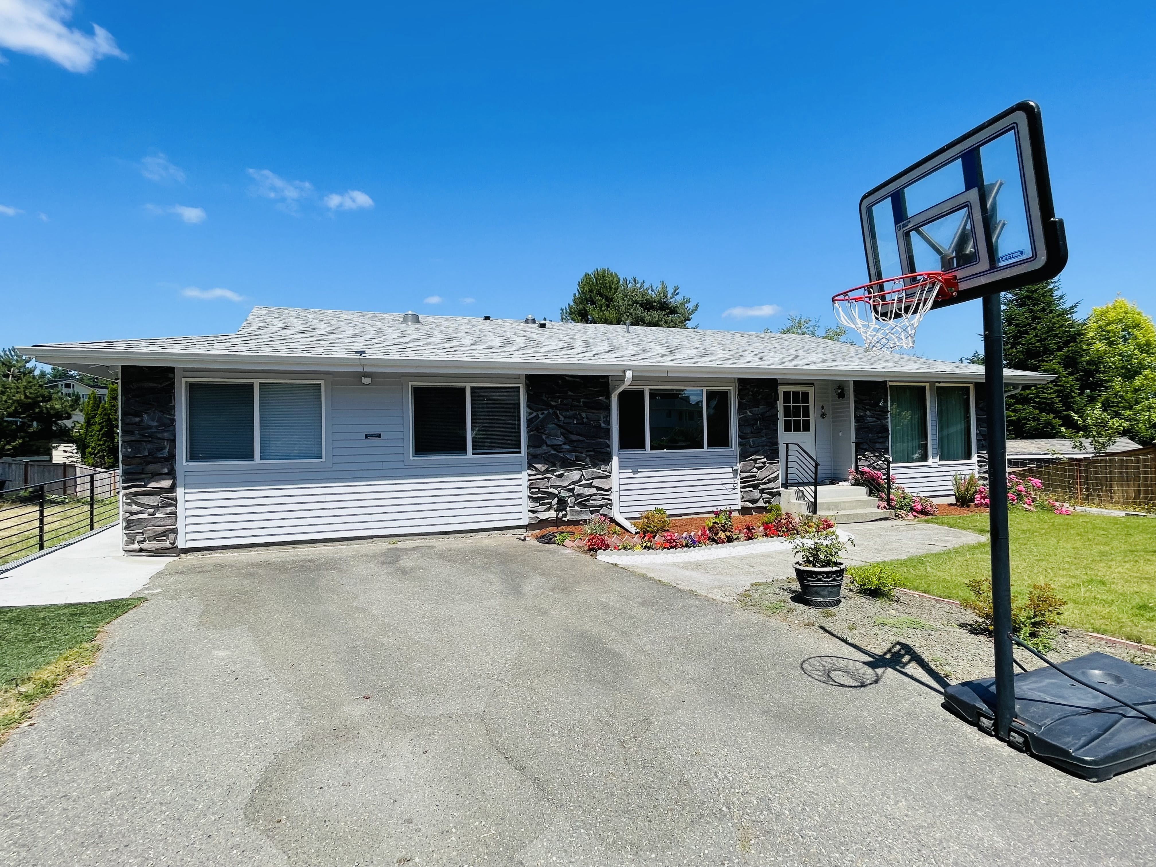 Islandview Adult Family Home community photo 1
