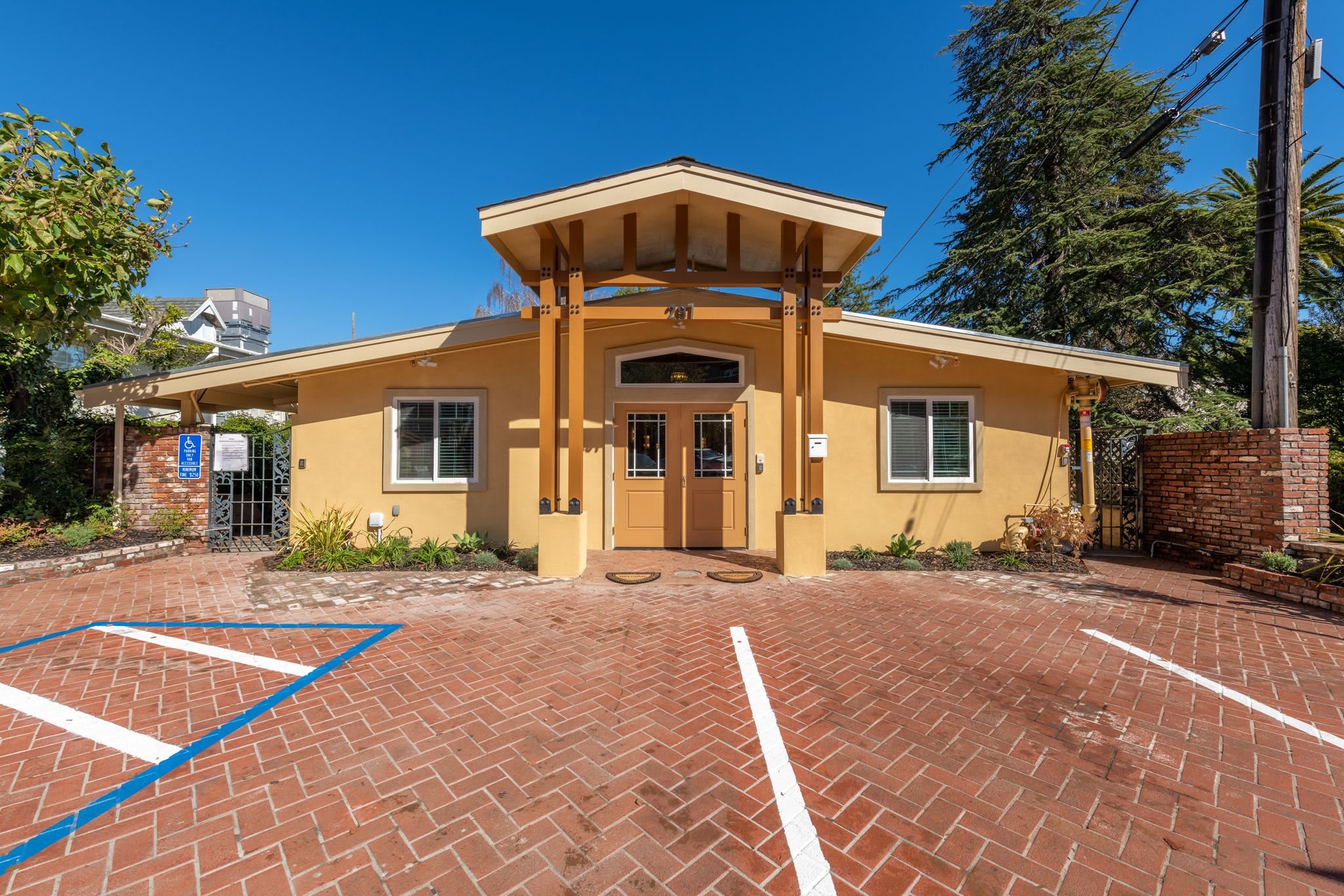 Marin Terrace community photo 1
