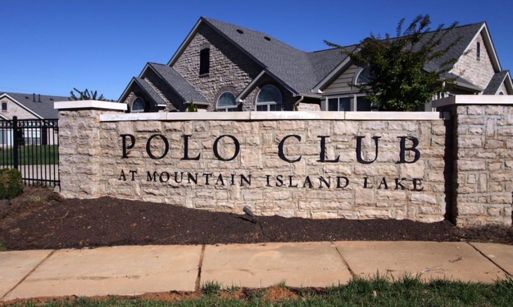 The Polo Club at Mountain Island Lake community photo 1