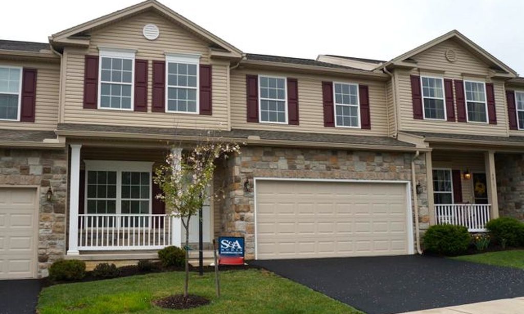 Amesbury community photo 1