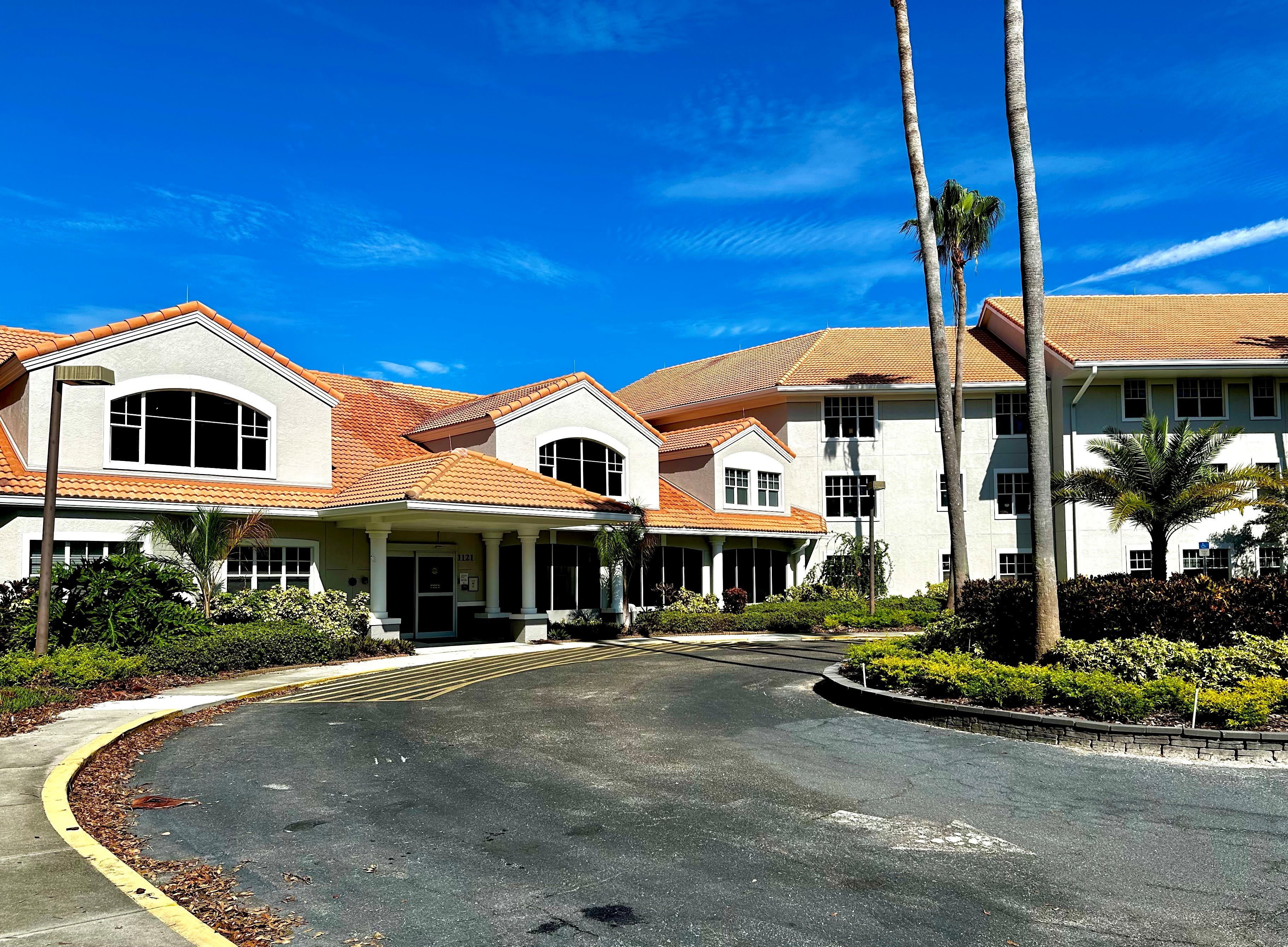 Venice Palms Senior Living community photo 1