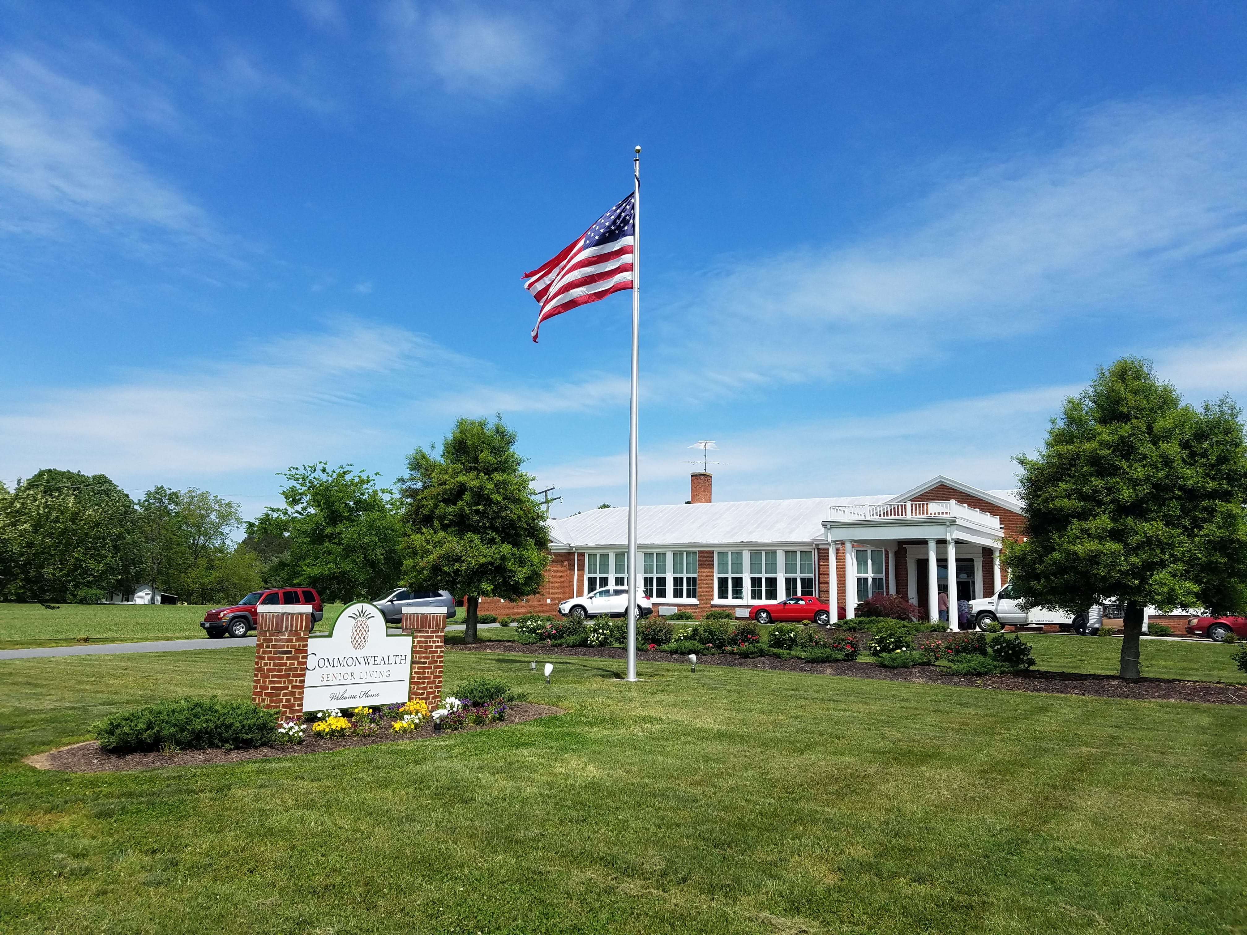 Commonwealth Senior Living at Farnham community photo 1