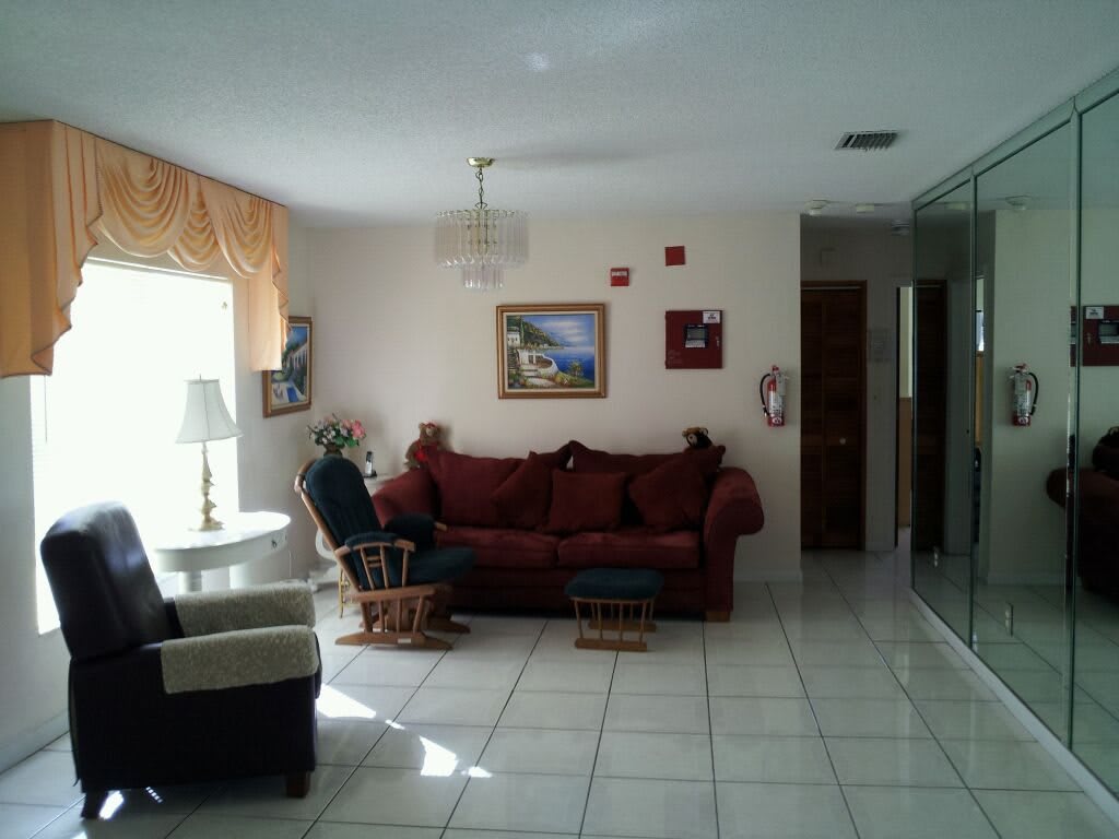 Golden Girls Home Inc community photo 1