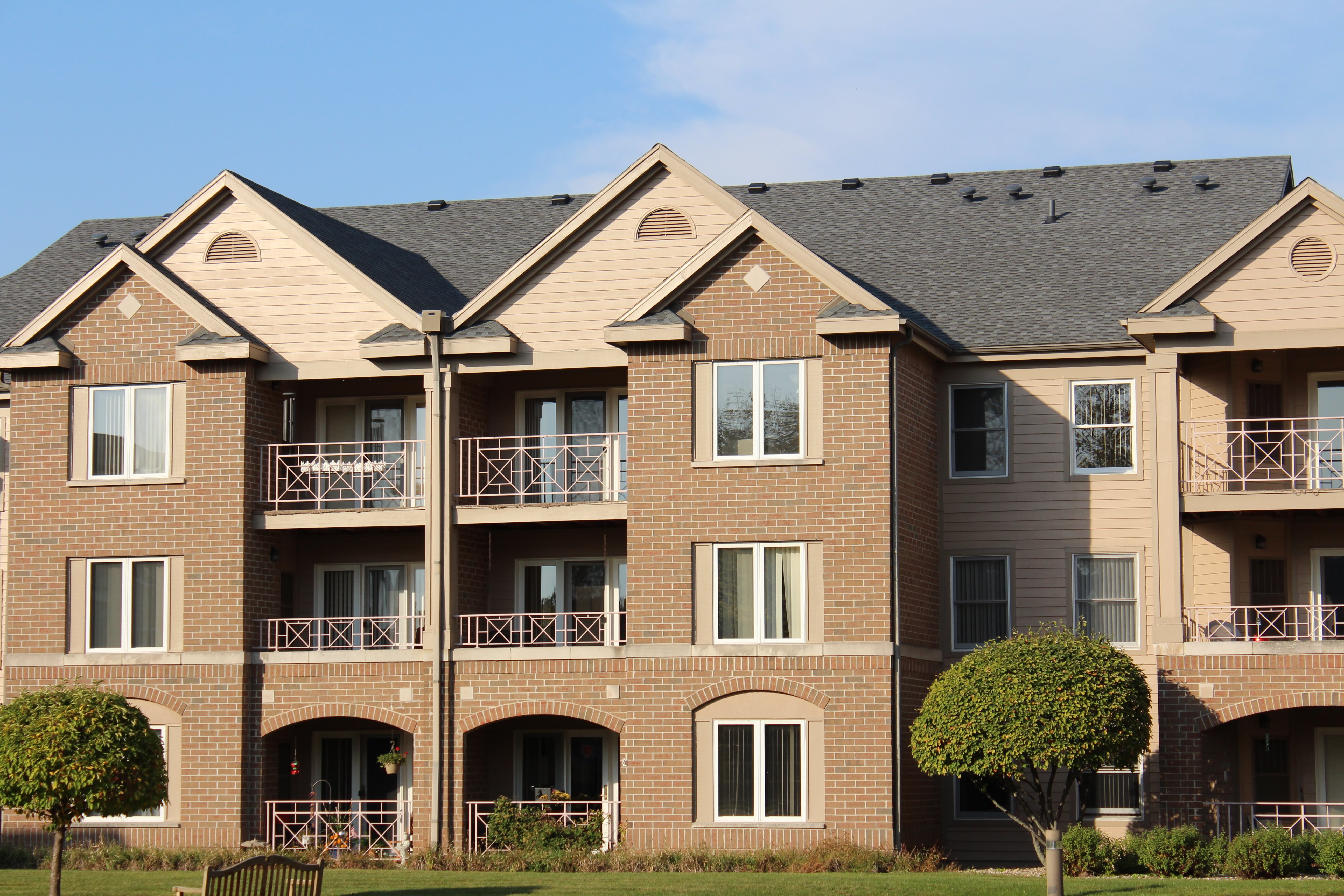 Riverside Assisted Living and Memory Care, a CCRC community photo 1