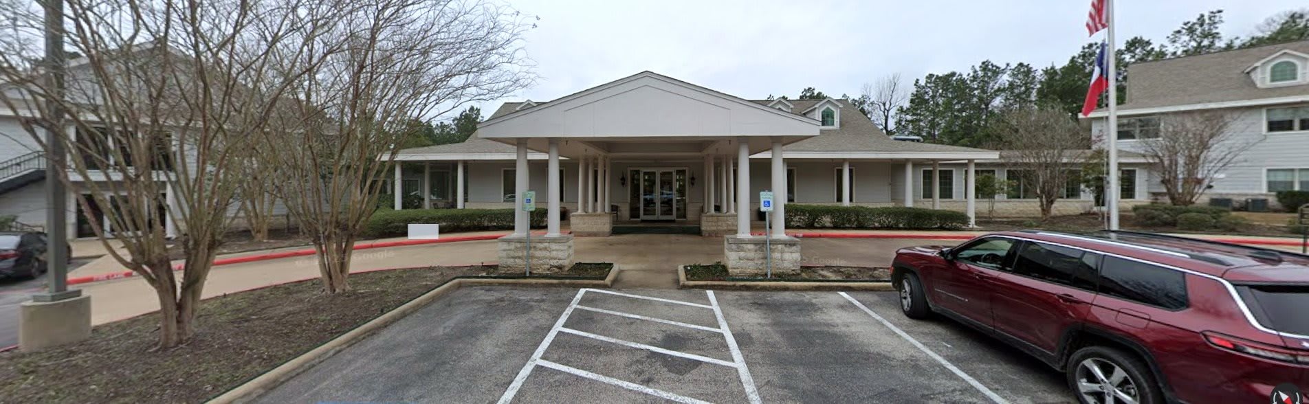 Sundale Senior Living of Huntsville TX community photo 1