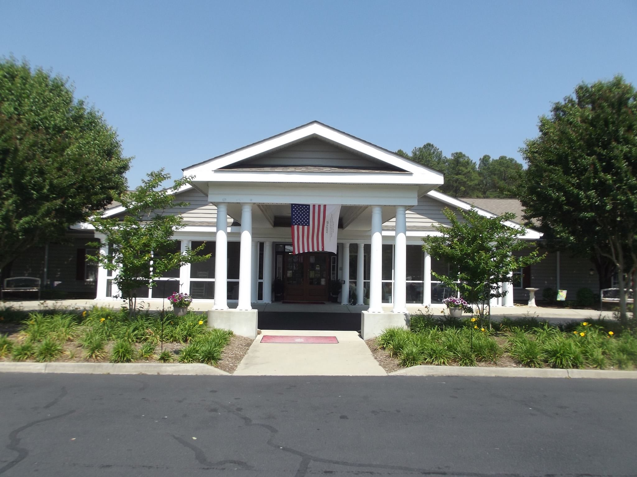Commonwealth Senior Living at Kilmarnock community photo 1