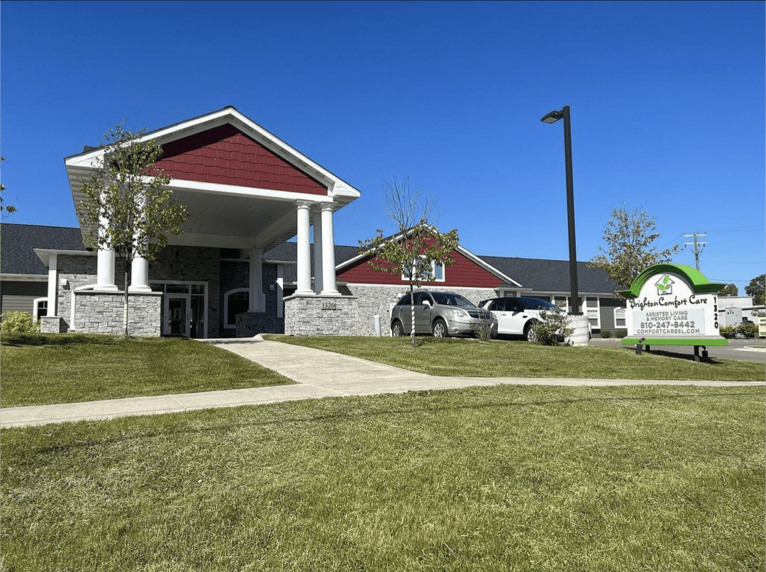 Hampton Manor of Brighton community photo 1