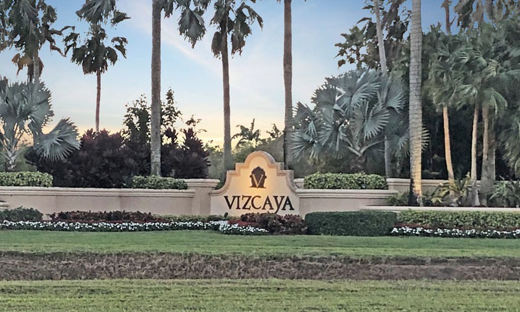 Vizcaya community photo 1