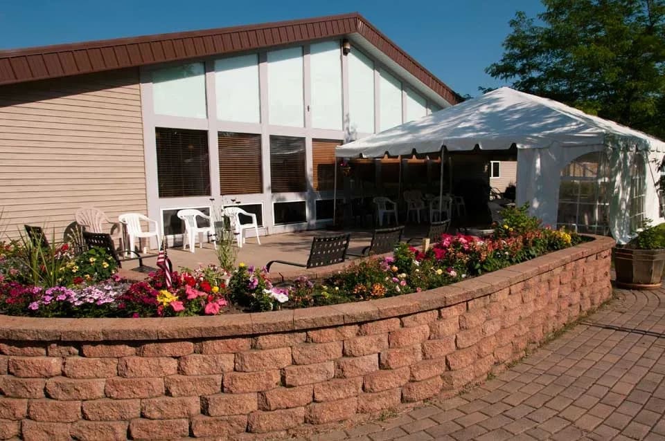 Maplecrest Manor community photo 1