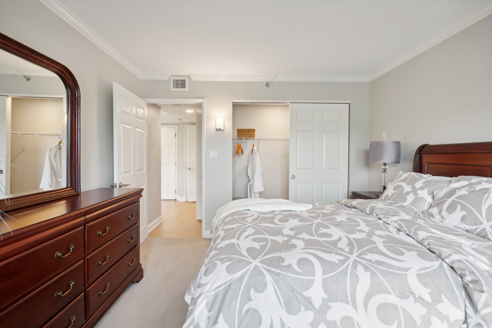 Bedford Court, a CCRC community photo 1