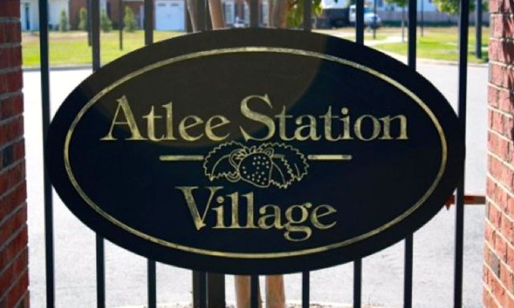 Atlee Station Village community photo 1