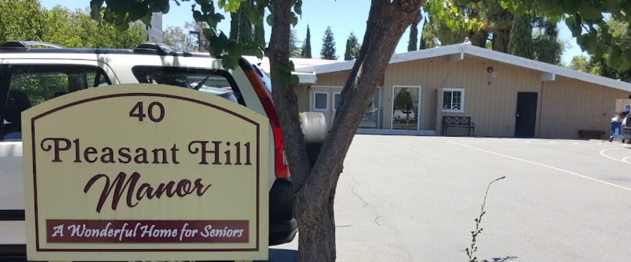 Pleasant Hill Manor community photo 1