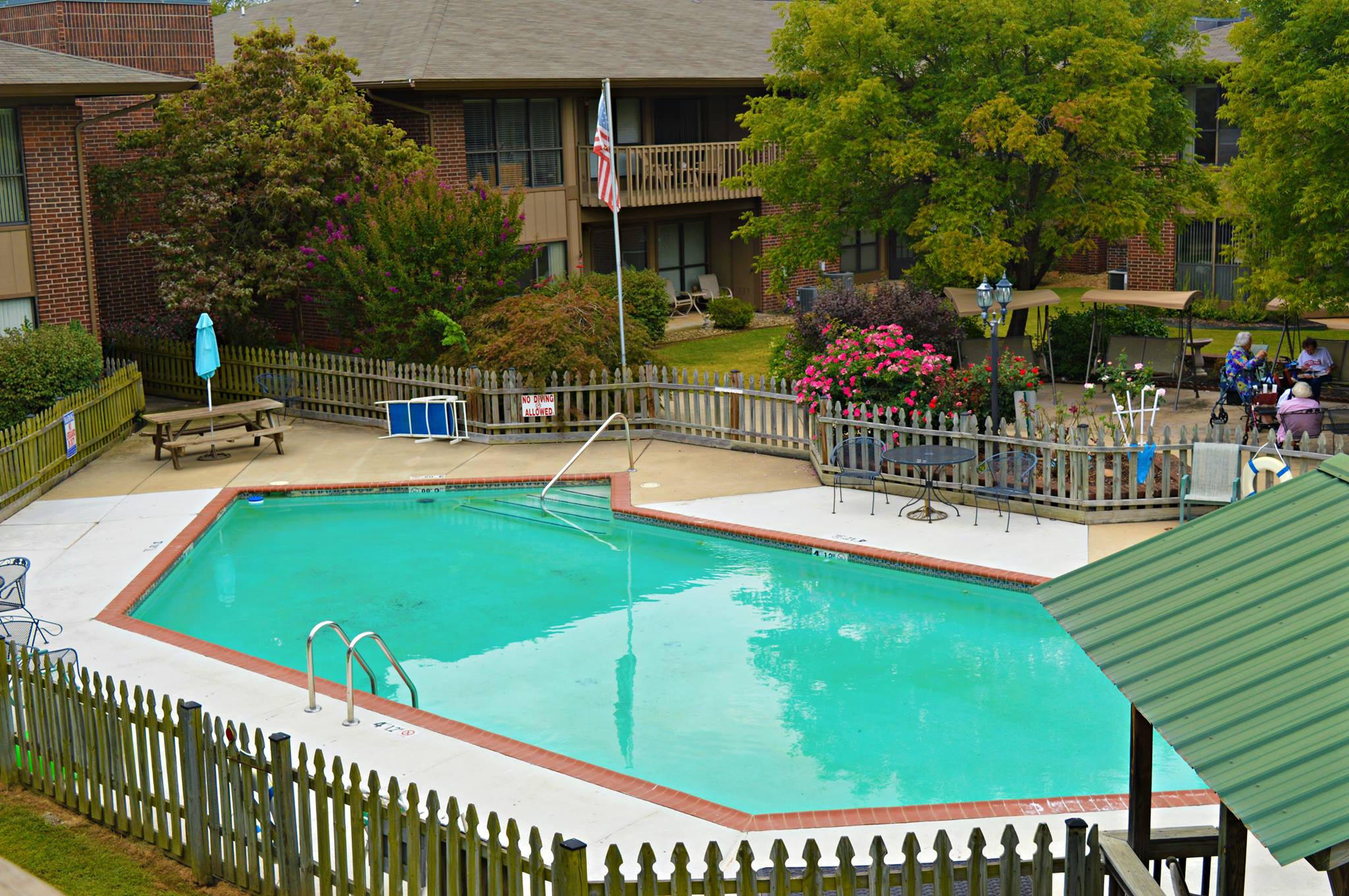swimming pool