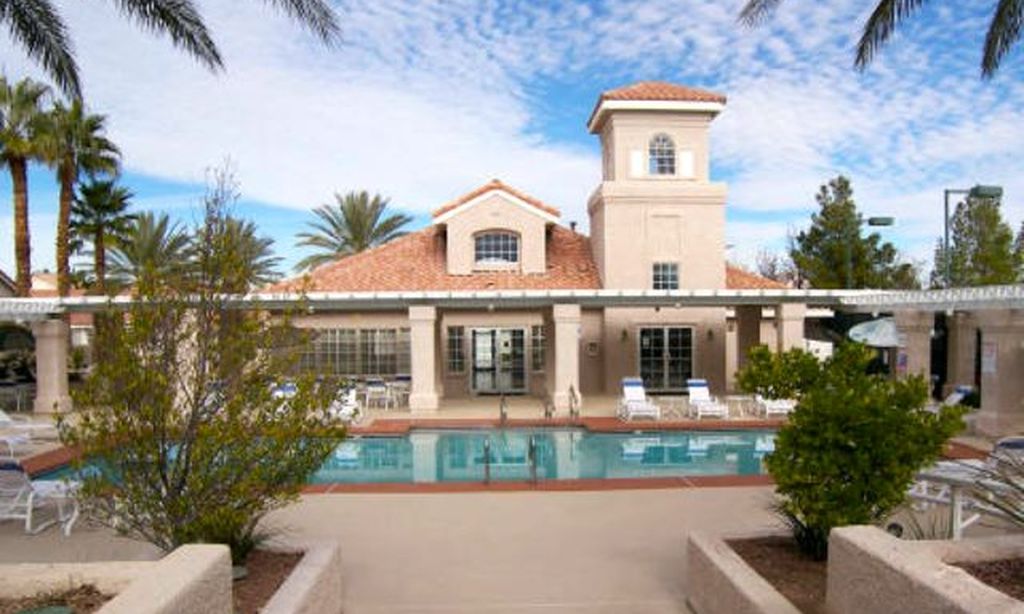 Rancho Las Brisas community photo 1