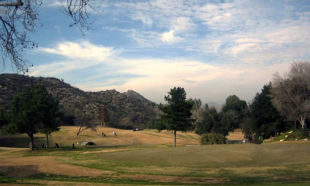 Friendly Valley community photo 1
