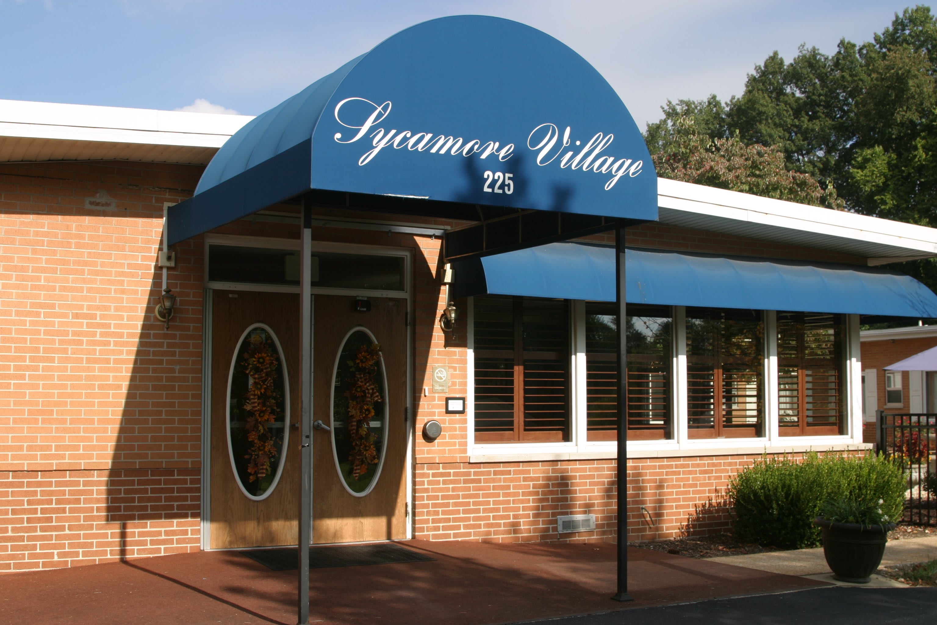 Sycamore Village community photo 1