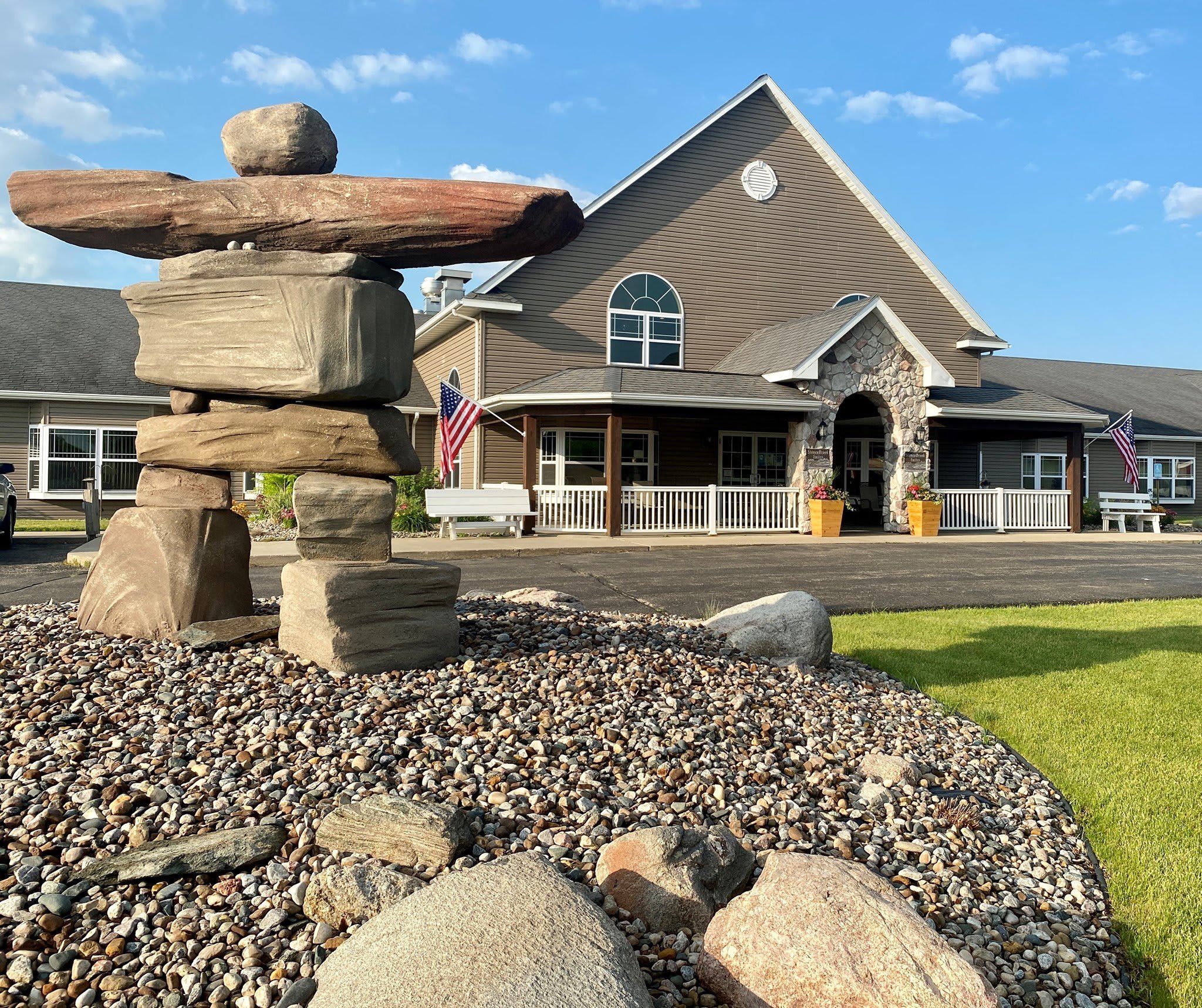 StoneyBrook Suites Brookings community photo 1