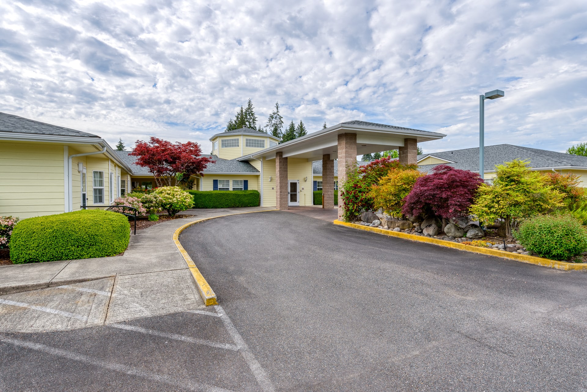 Easthaven Villa Assisted Living and Memory Care community photo 1