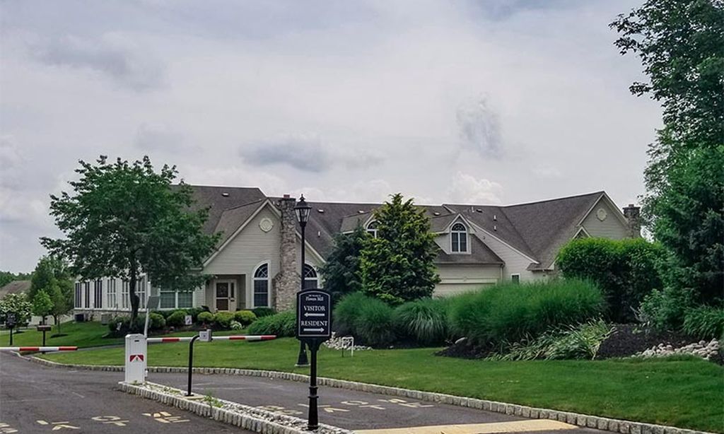 The Villages of Flowers Mill community photo 1