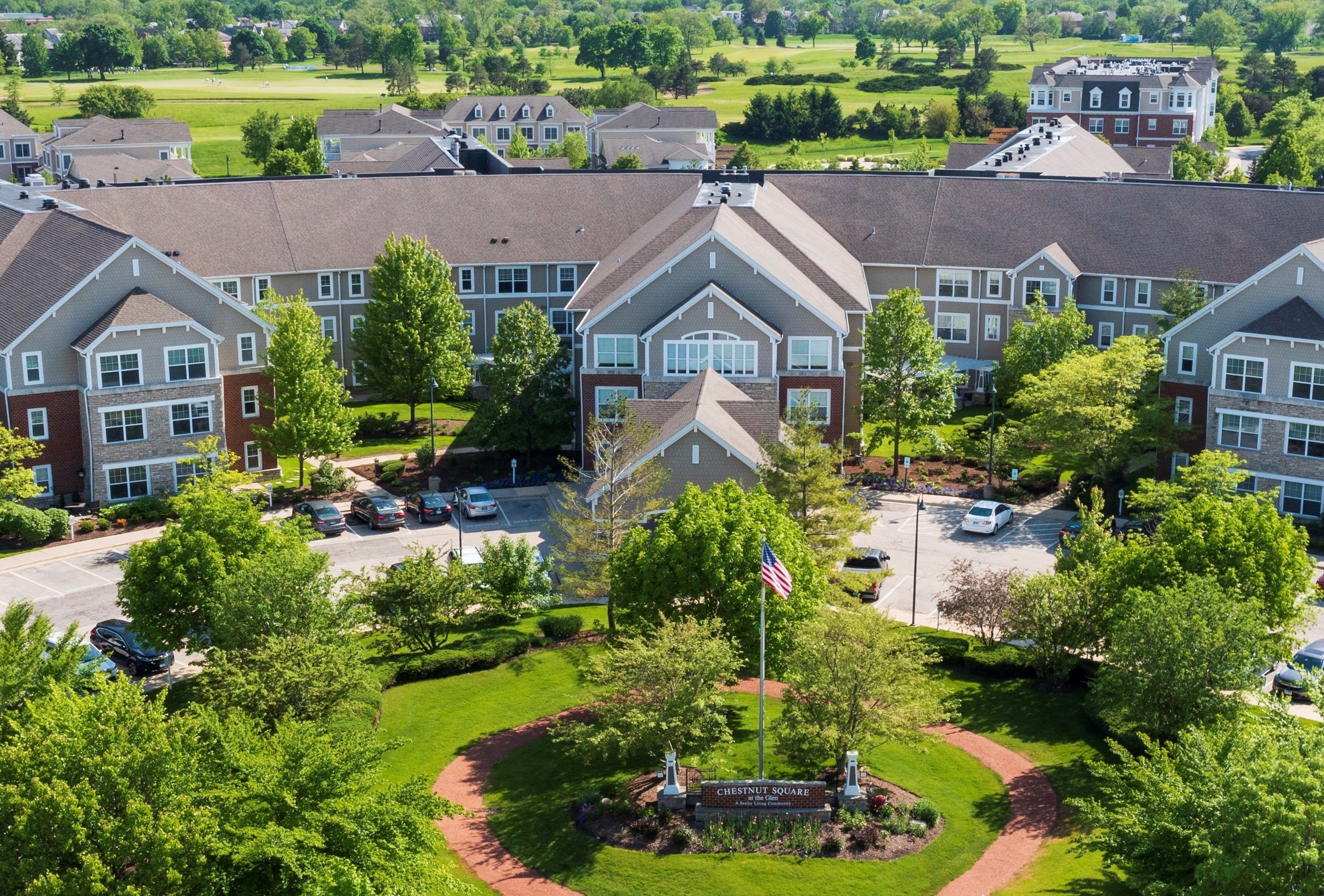 Chestnut Square at The Glen community photo 1