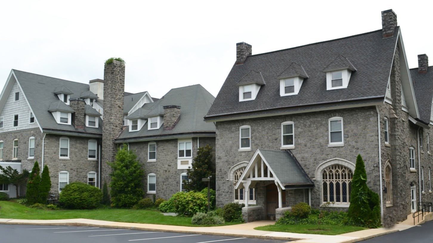 Juniper Village at Devon community photo 1