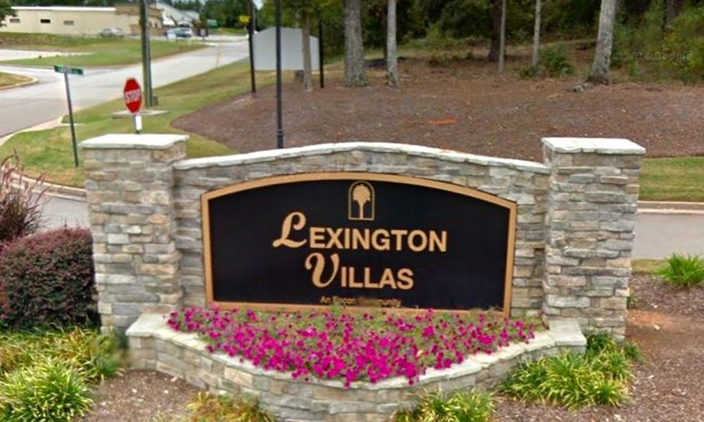 Lexington Villas community photo 1