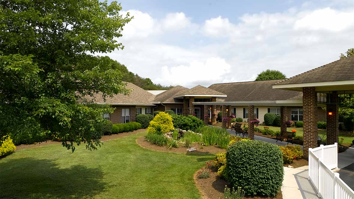 Knoxville Landing community photo 1